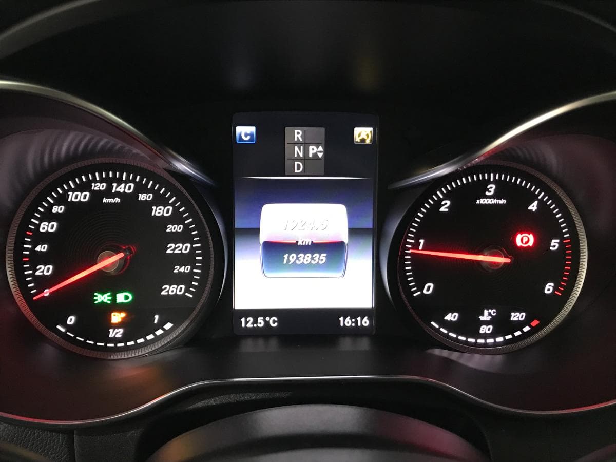 Mercedes C180 · Ano 2018 — imagen 41