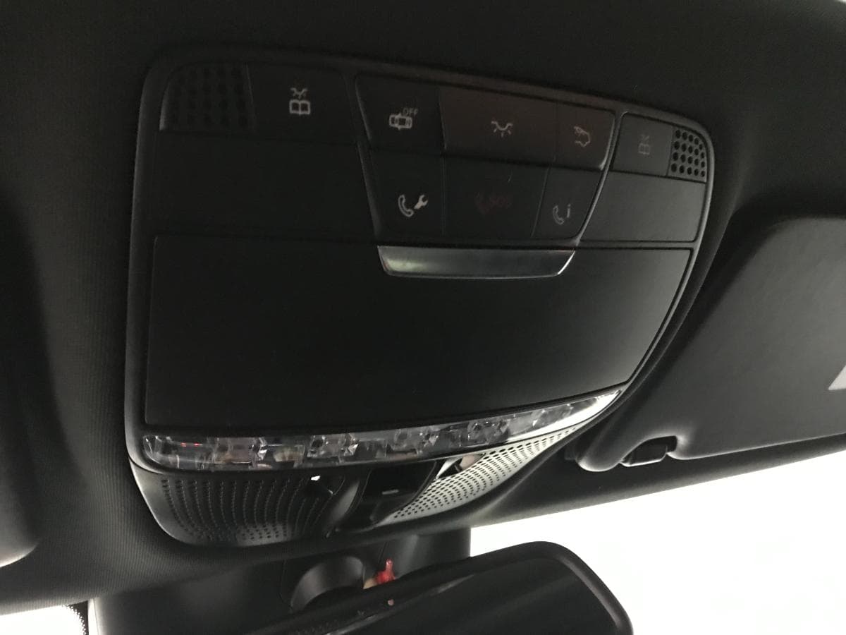 Mercedes C180 · Ano 2018 — imagen 42