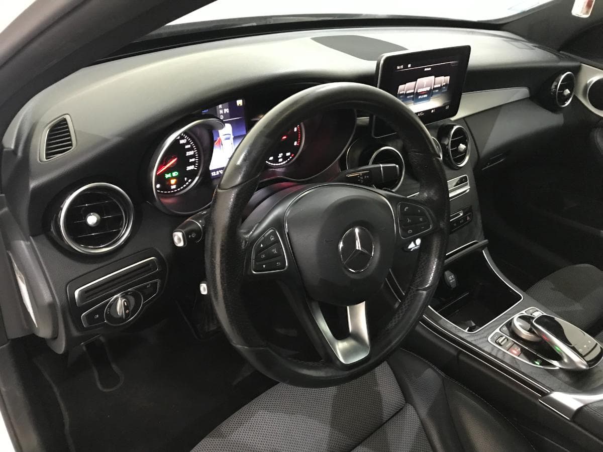 Mercedes C180 · Ano 2018 — imagen 44
