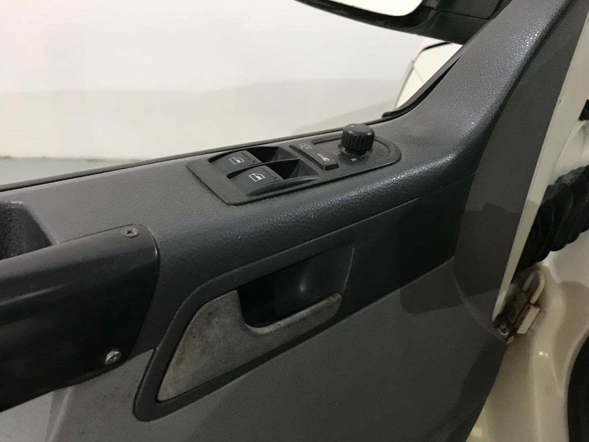 Volkswagen Transporter 1.9TDI — imagem 35