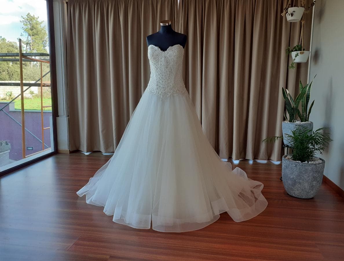 Wedding Dress — image 2