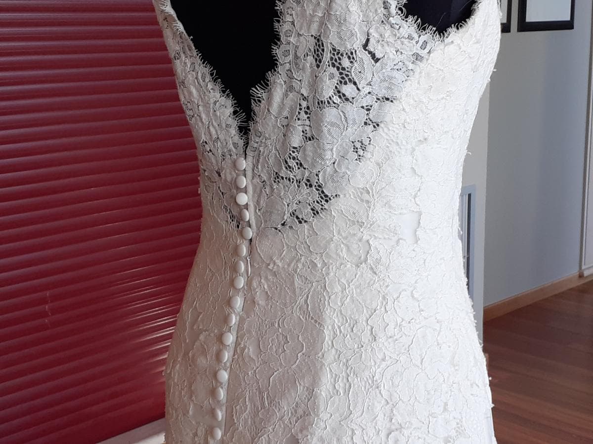 Wedding Dress — image 7