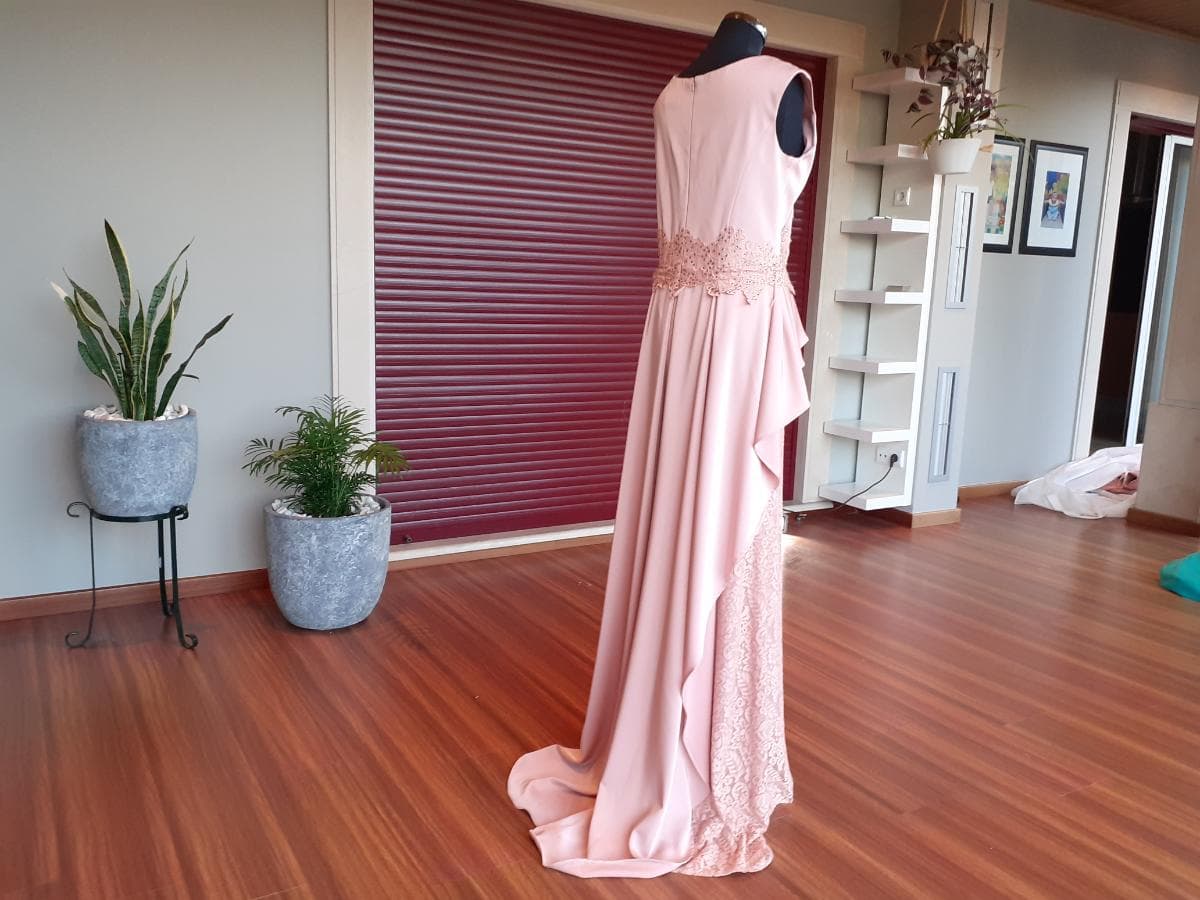 Ceremony dress — image 3