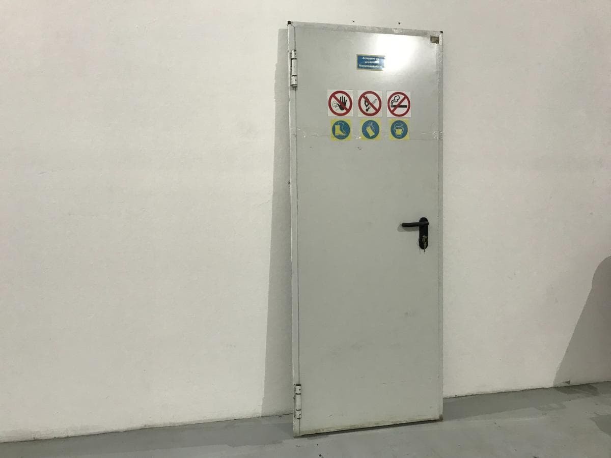 Porta Metálica — imagem 2