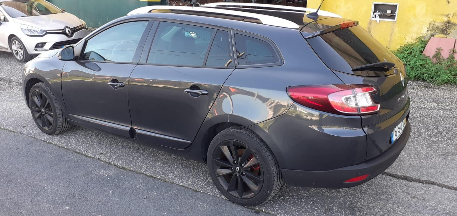 Renault Mégane 1.5DCI · Ano 2012 — imagen 5