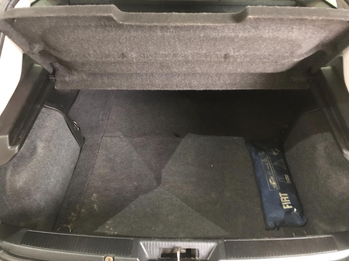 Fiat Punto 1.3 · Ano 2007 — imagen 9
