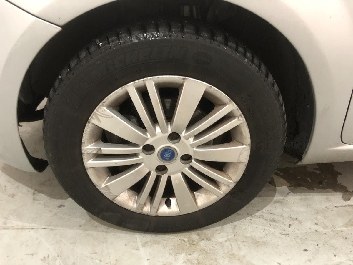 Fiat Punto 1.3 · Ano 2007 — imagen 16