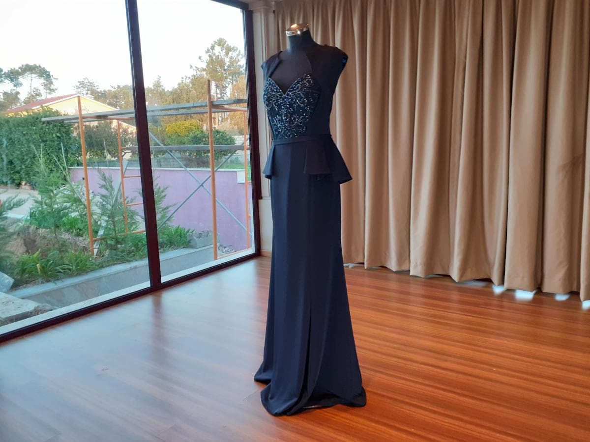 Robe de cérémonie — image 7