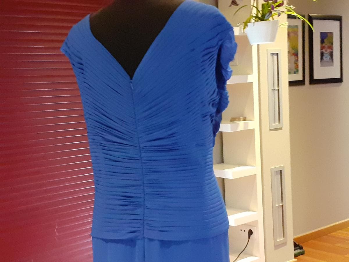 Robe de cérémonie — image 7