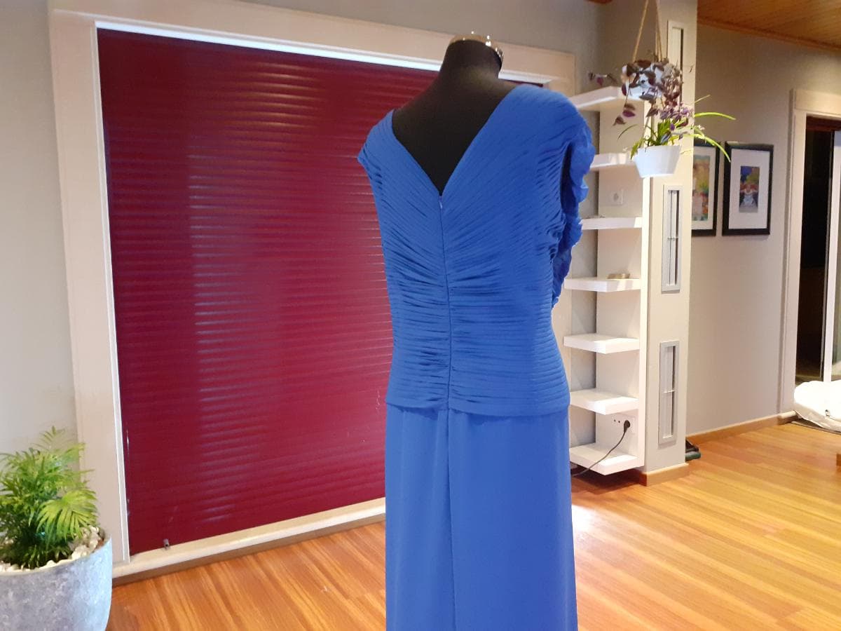 Robe de cérémonie — image 9