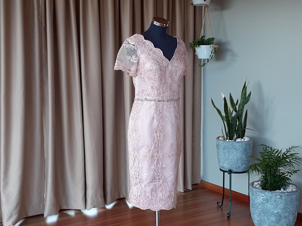 Robe de cérémonie — image 7