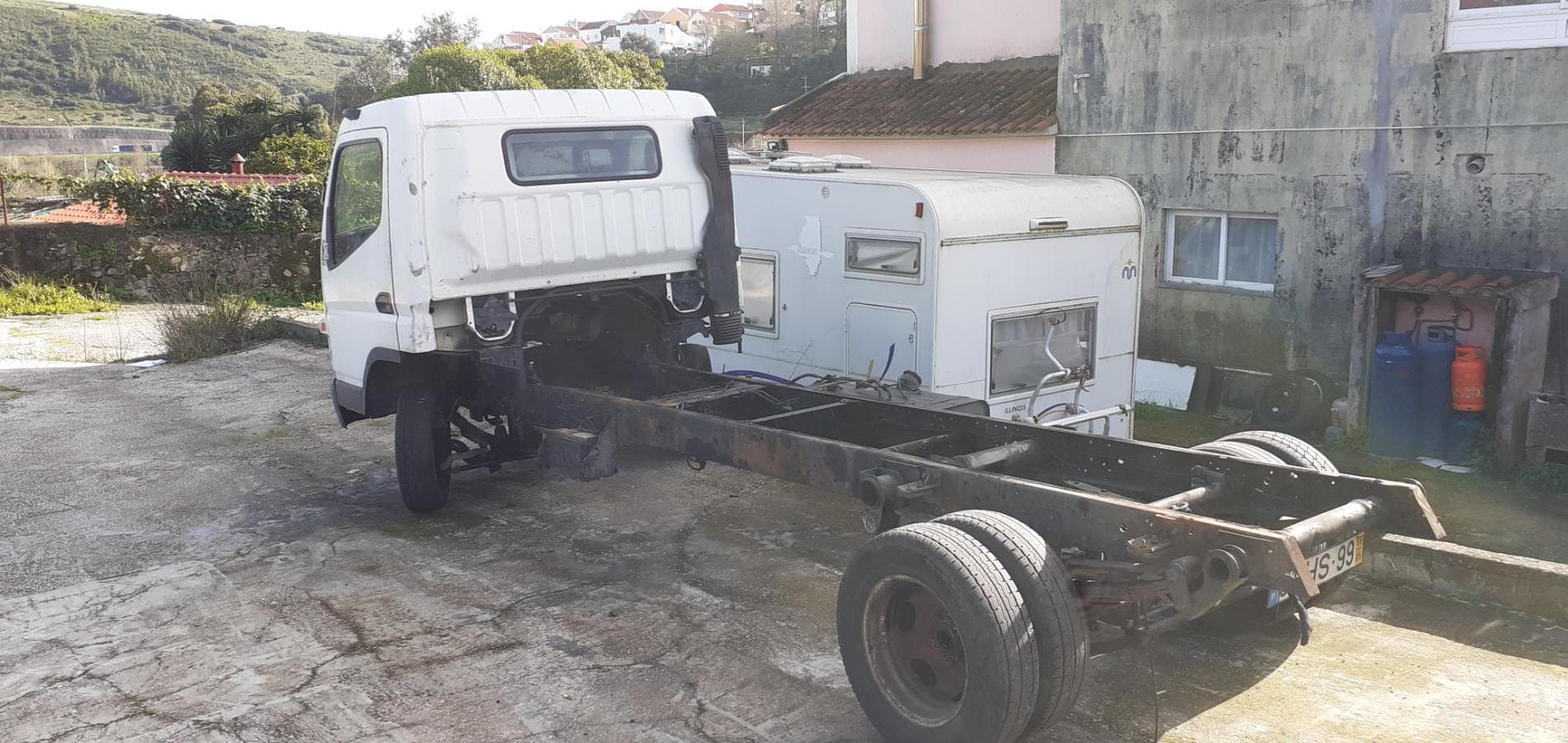 Mitsubishi Canter Fuso — imagem 4