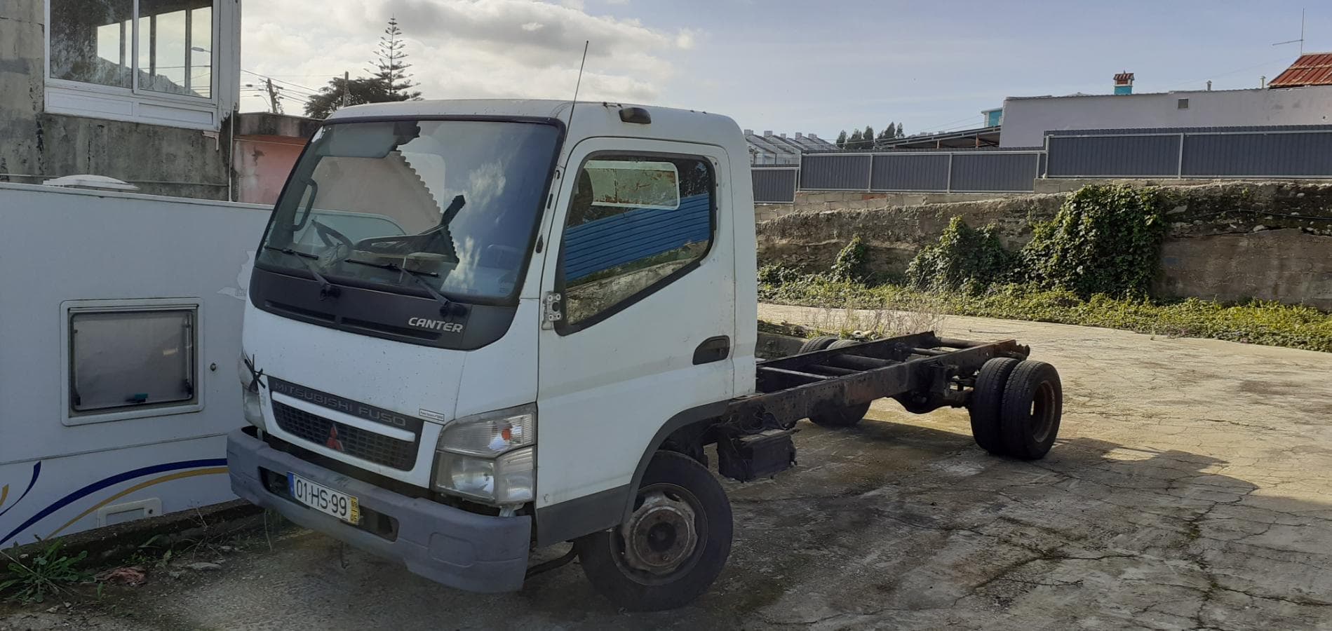 Mitsubishi Canter Fuso — imagem 2