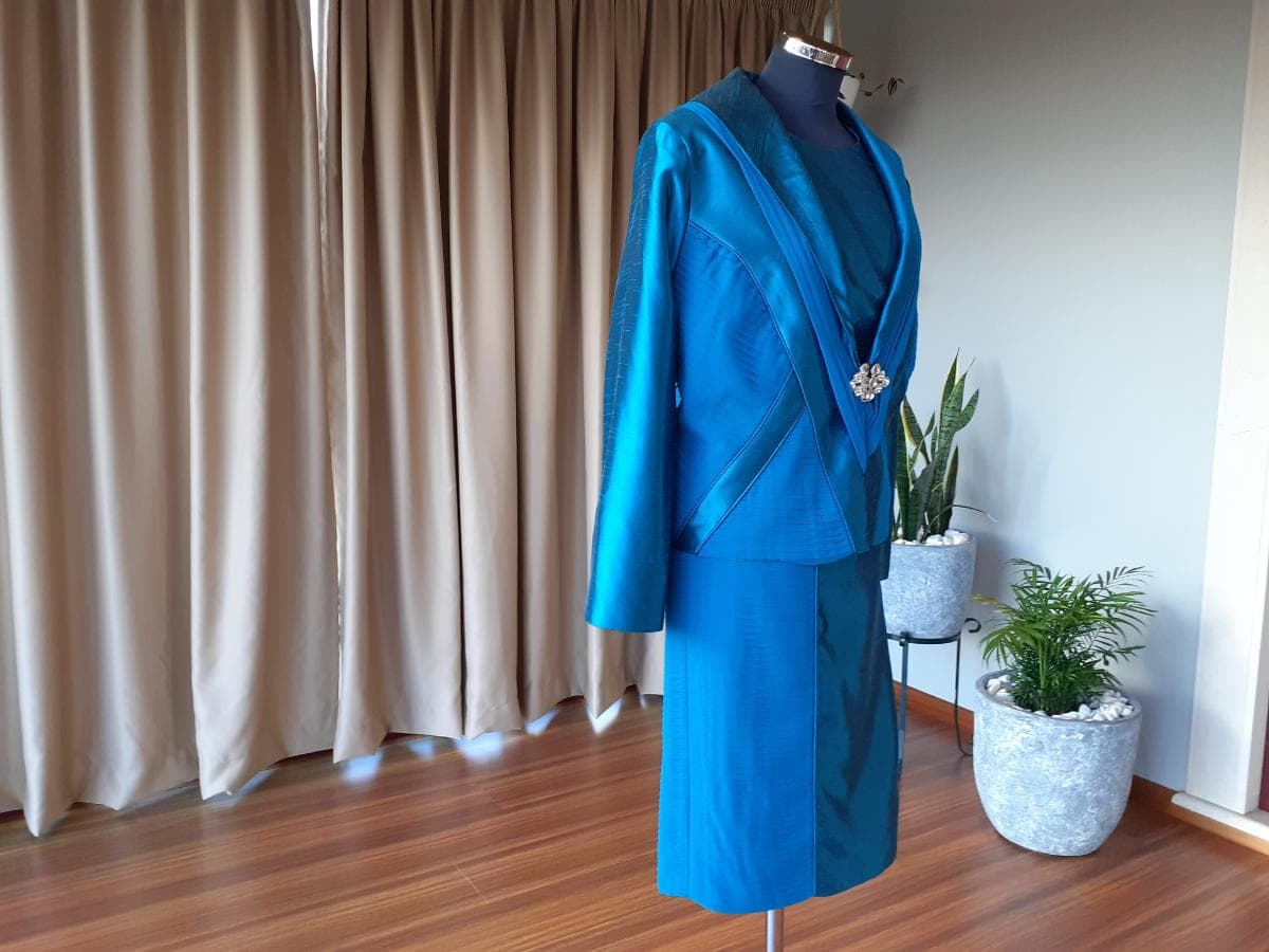 Vestido de ceremonia — imagen 4