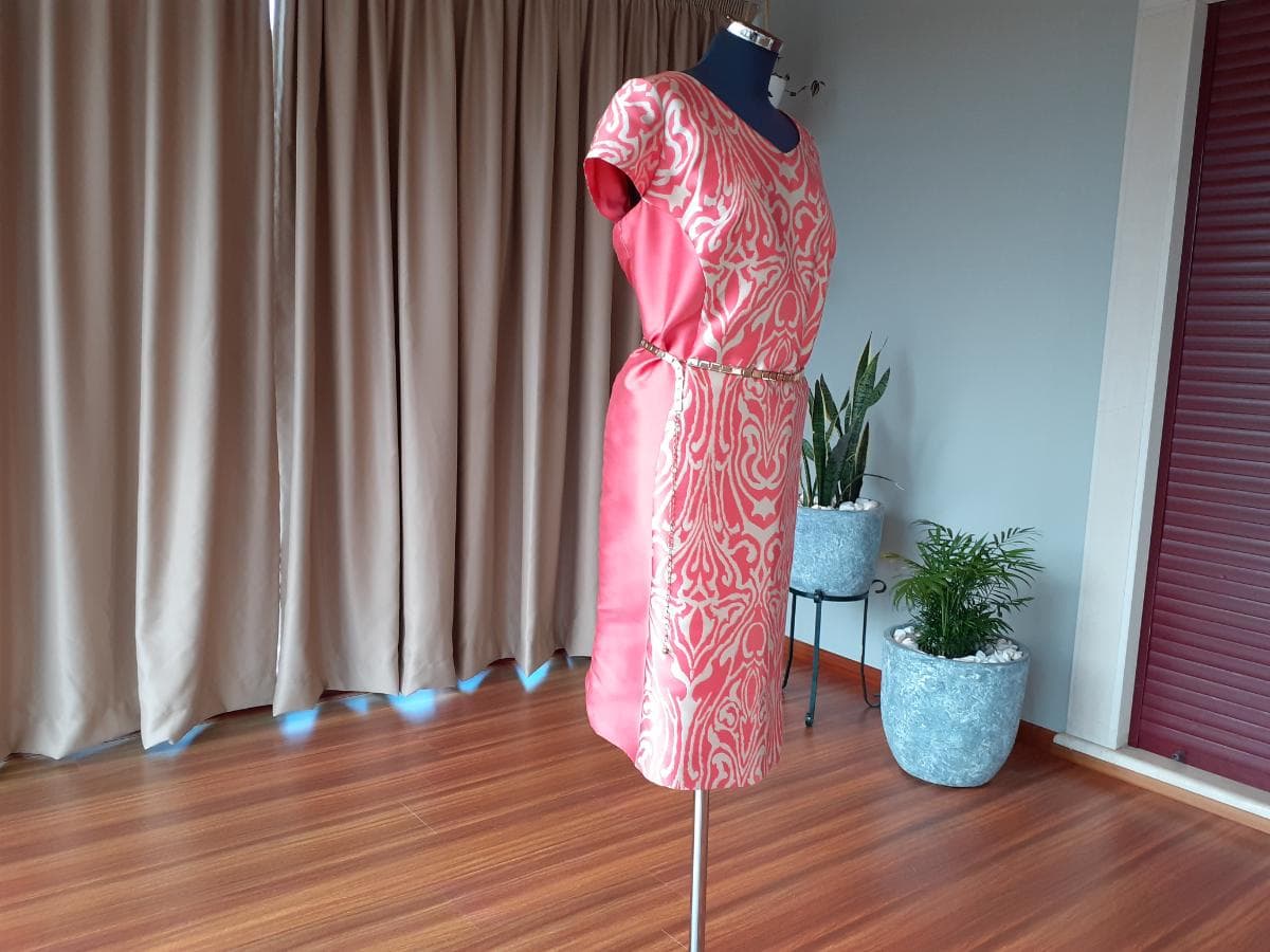 Robe de cérémonie — image 5