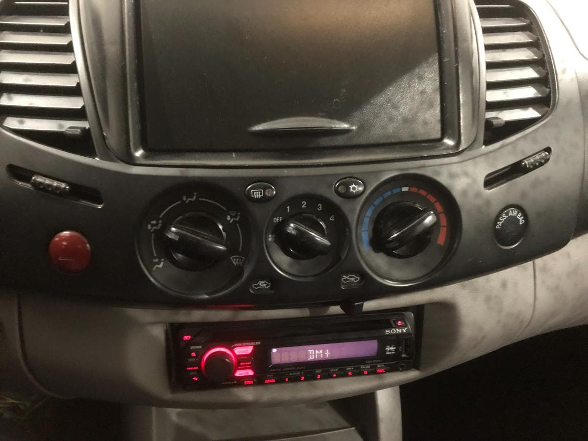 Mitsubishi L200 Pick Up · Ano 2009 — imagen 29