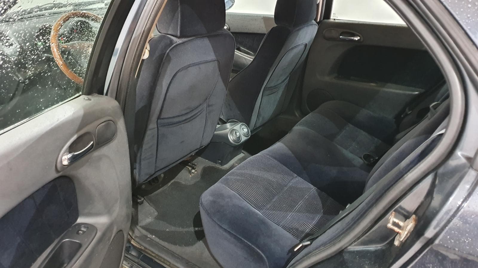 Alfa Romeo 156 1.9 JTD · Ano 1998 — imagen 25