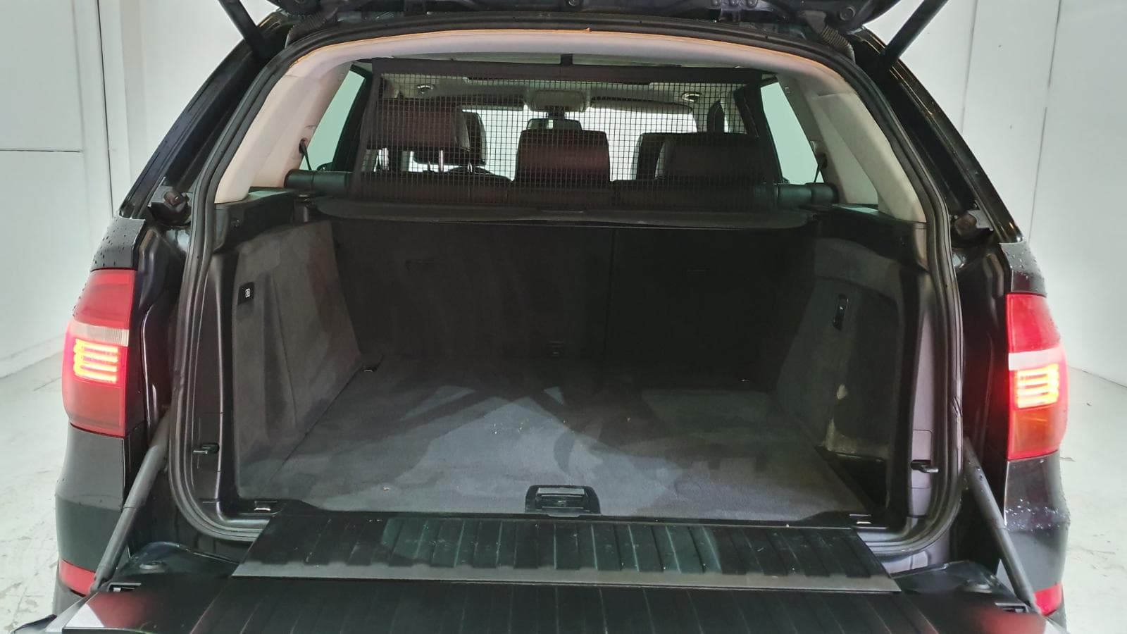 BMW X5 3.0D · Ano 2007 — imagem 12