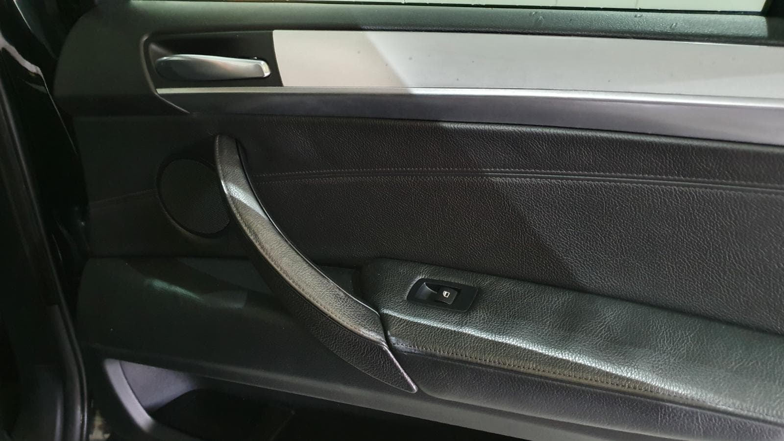 BMW X5 3.0D · Ano 2007 — imagem 16