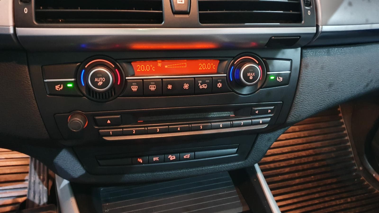 BMW X5 3.0D · Ano 2007 — imagem 30