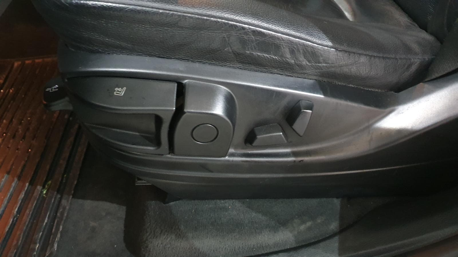 BMW X5 3.0D · Ano 2007 — imagem 34
