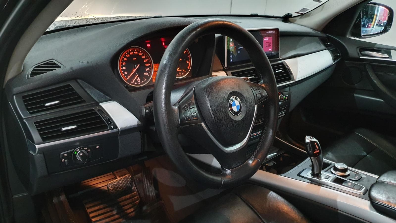 BMW X5 3.0D · Ano 2007 — imagem 38