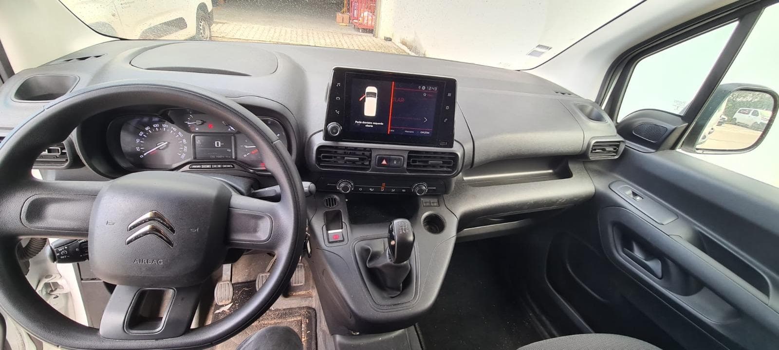 Citroën Berlingo Van 1.5 BlueHDI · Ano 2021 — imagem 8