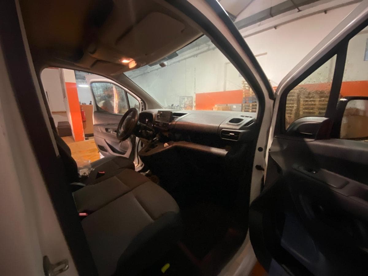 Citroën Berlingo Van 1.5 BlueHDI · Ano 2021 — imagem 8
