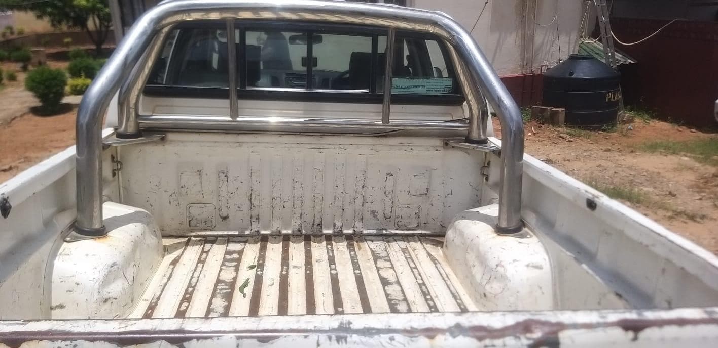 Toyota Hilux · — imagen 5