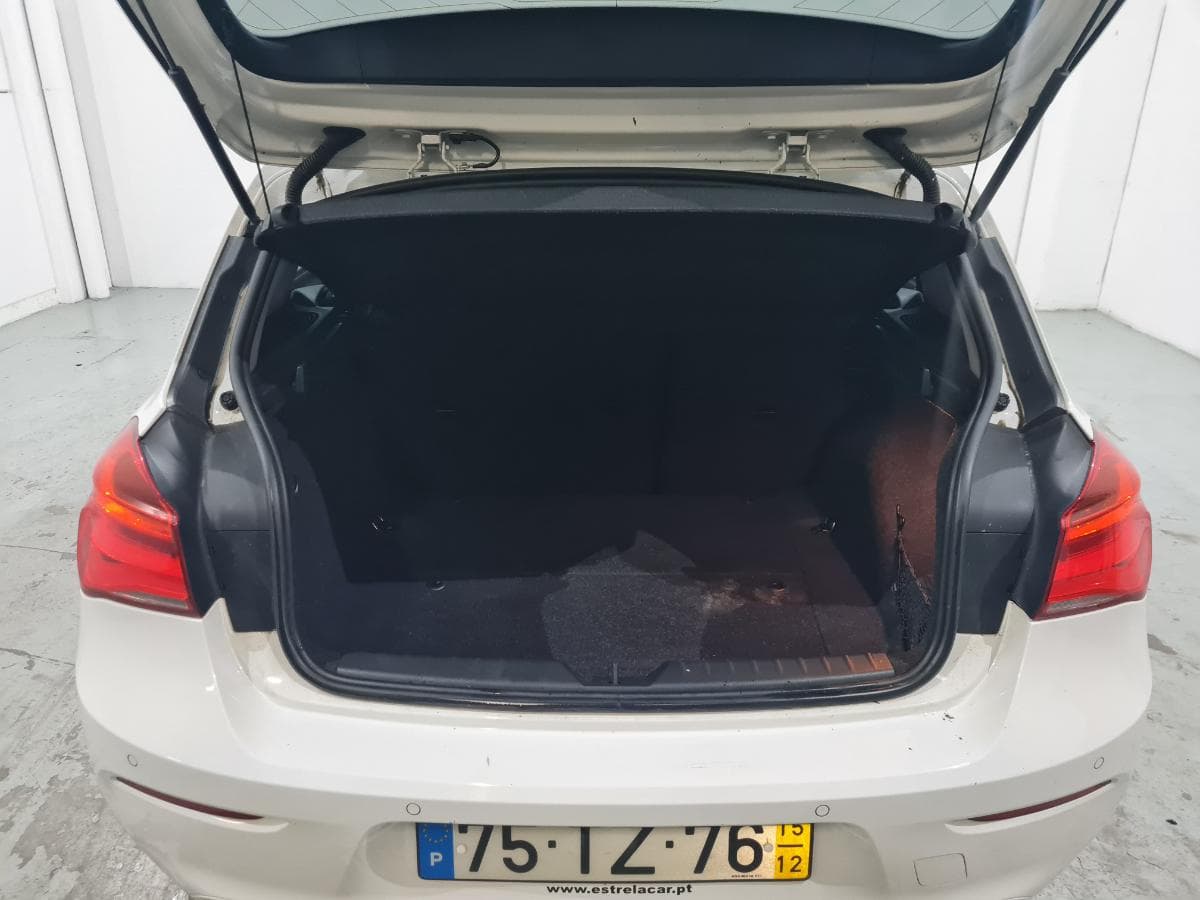 BMW 116 D 1.5 · Ano 2015 — imagem 8