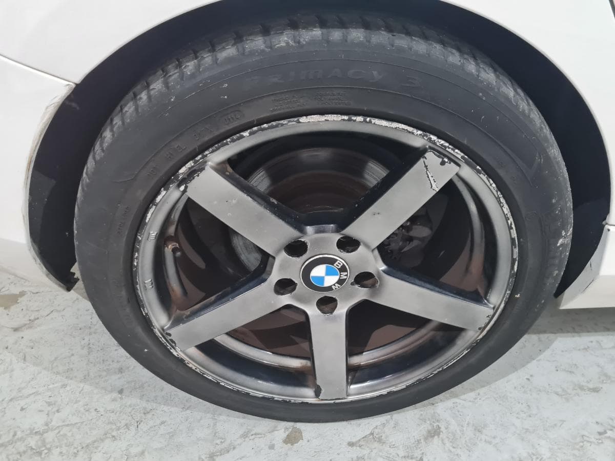 BMW 116 D 1.5 · Ano 2015 — imagem 16
