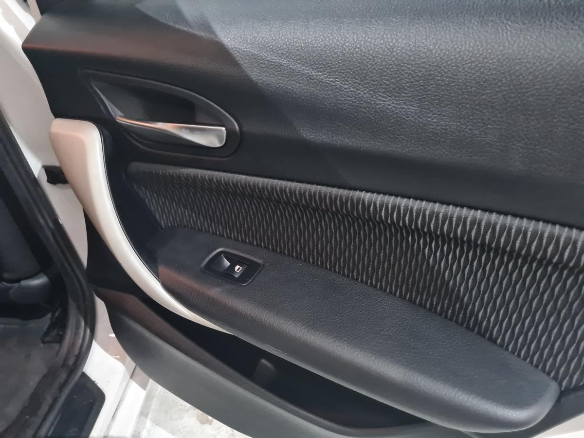 BMW 116 D 1.5 · Ano 2015 — imagem 22