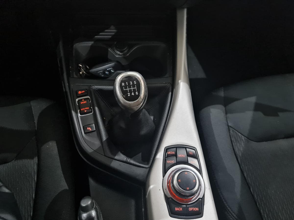 BMW 116 D 1.5 · Ano 2015 — imagem 20
