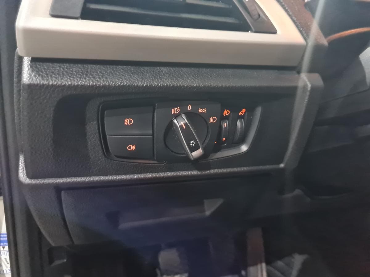 BMW 116 D 1.5 · Ano 2015 — imagem 32
