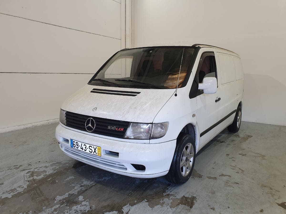 Mercedes-Benz Vito 2.2 · Ano 2002 — imagen 3