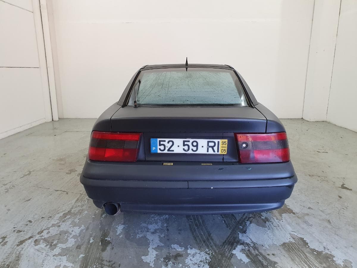 Opel Calibra 2.0i · Ano 1995 — imagen 5