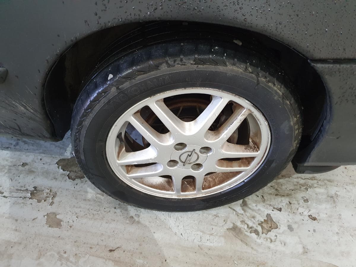 Opel Calibra 2.0i · Ano 1995 — imagen 13