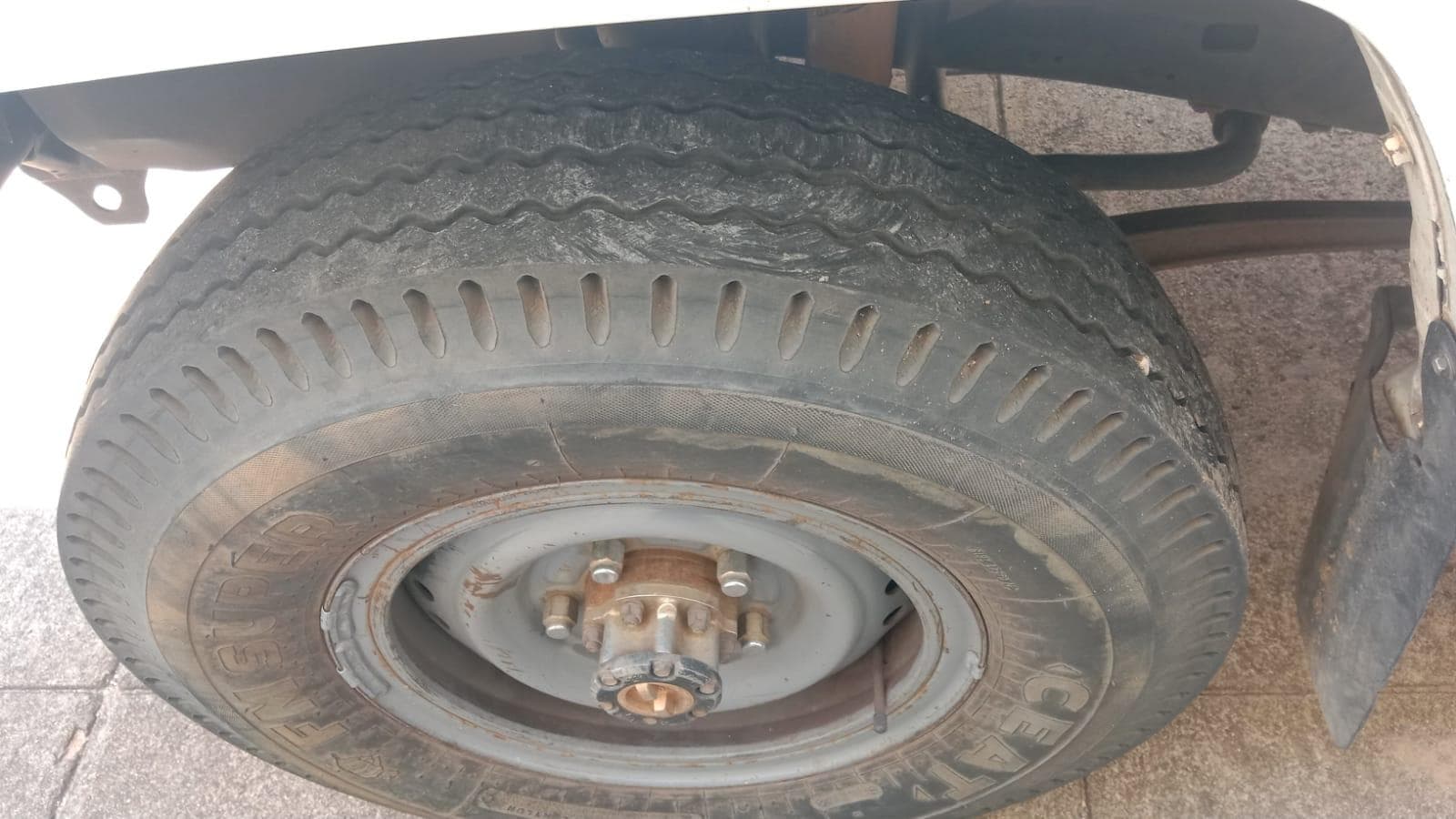 Toyota Landcruiser — imagem 15