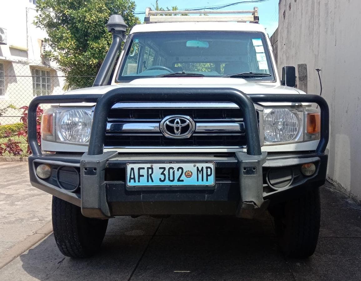 Toyota Landcruiser — imagem 2