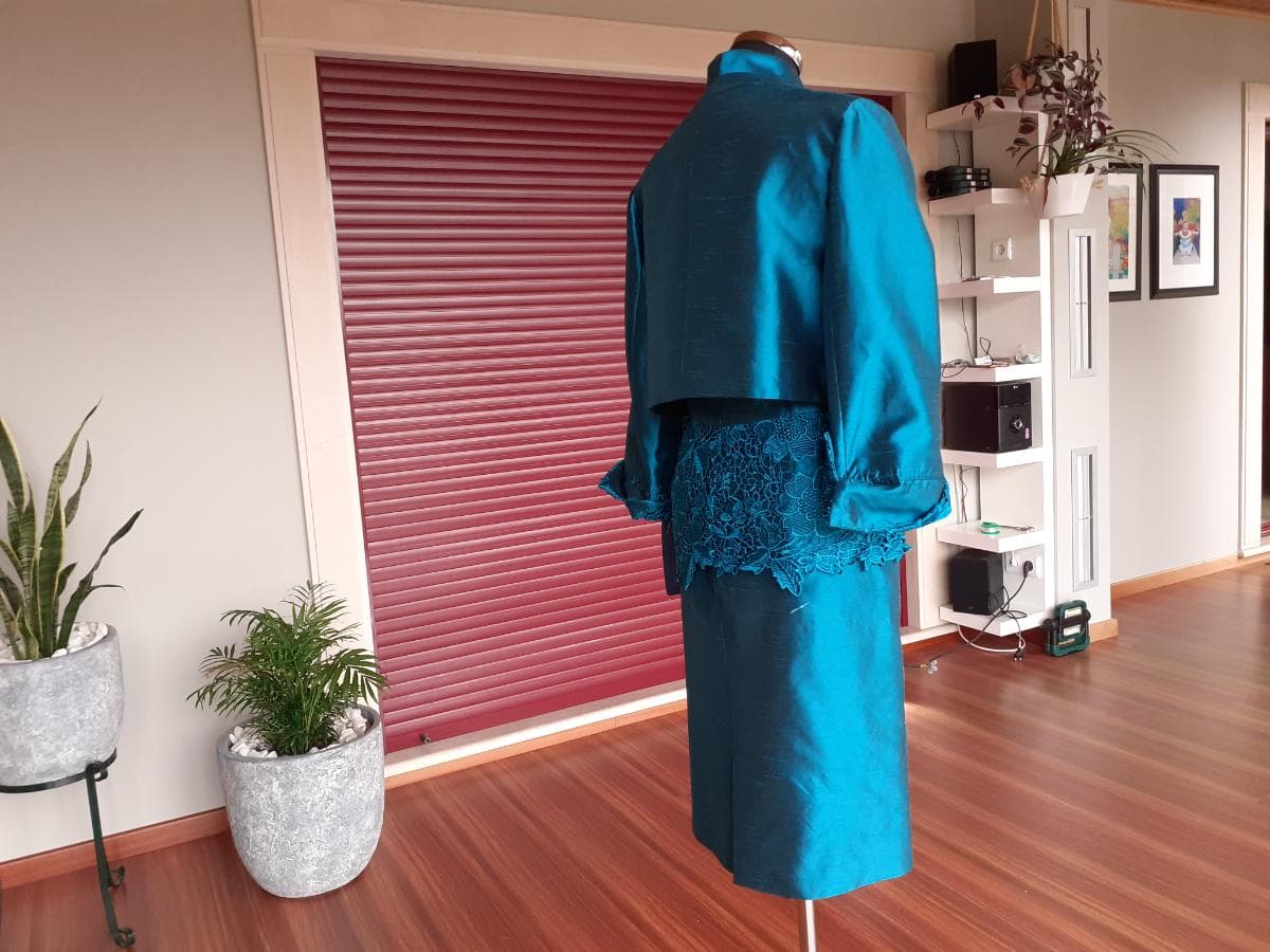 Robe de cérémonie — image 2