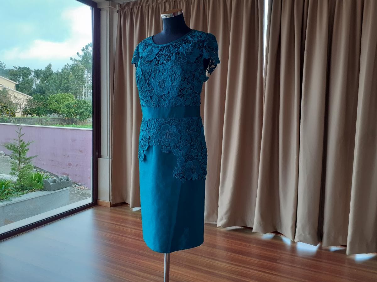 Robe de cérémonie — image 5