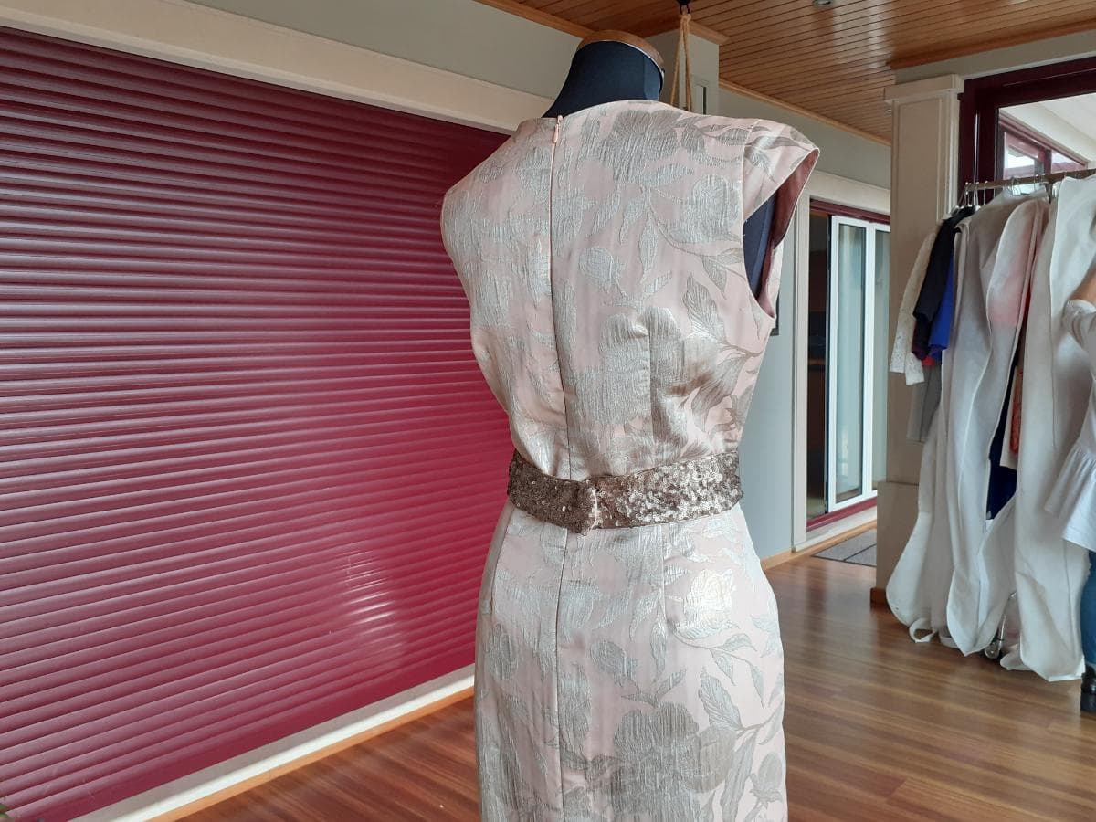 Robe de cérémonie — image 3
