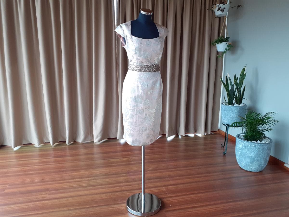 Robe de cérémonie — image 4