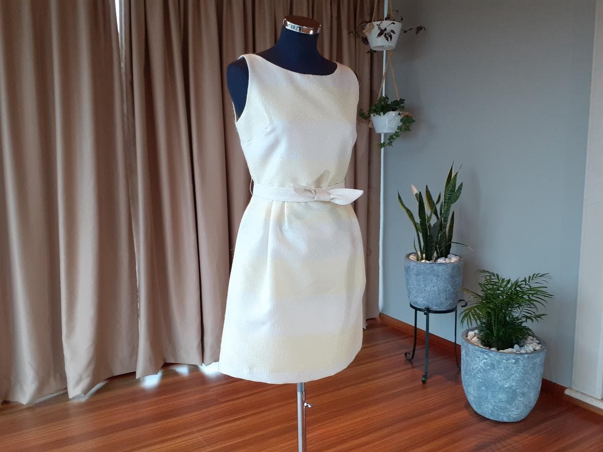 Robe de cérémonie — image 1