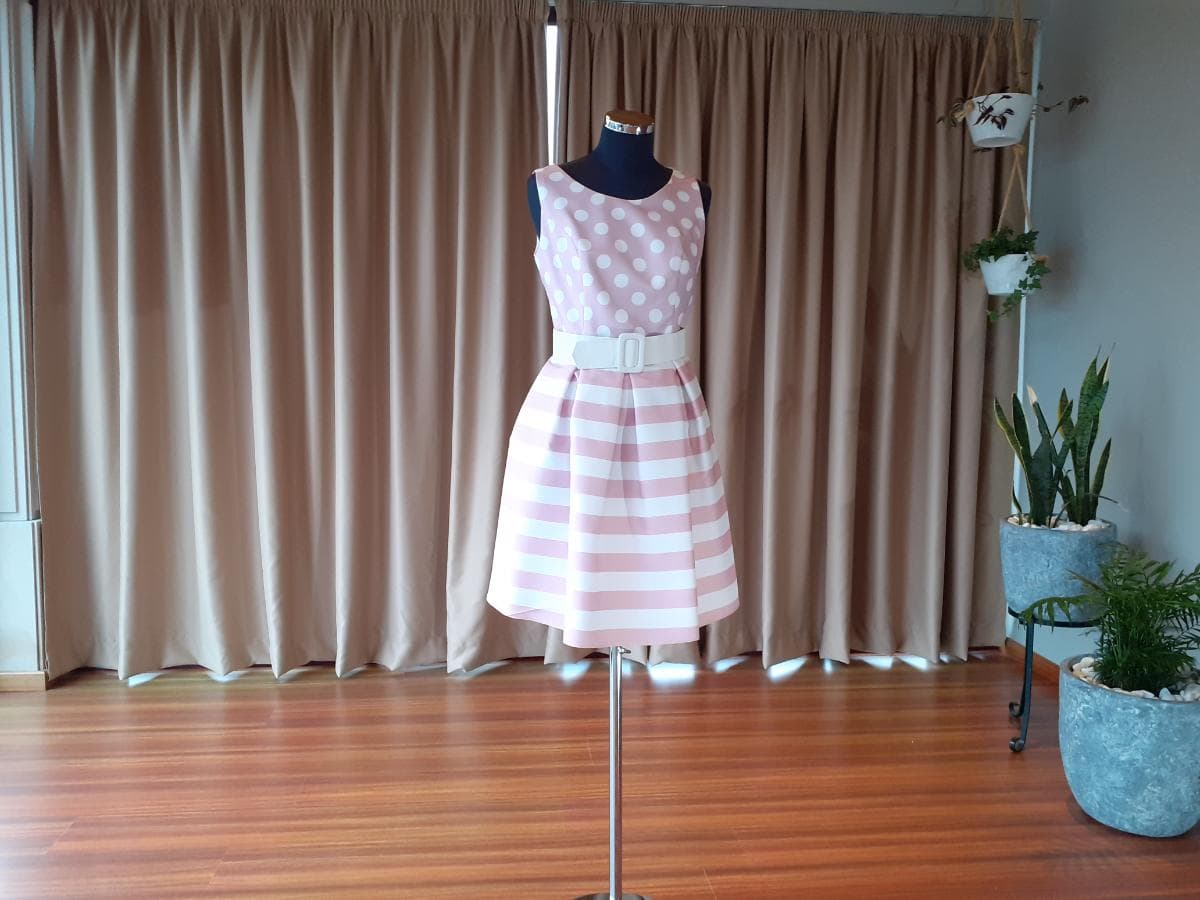 Robe de cérémonie — image 1