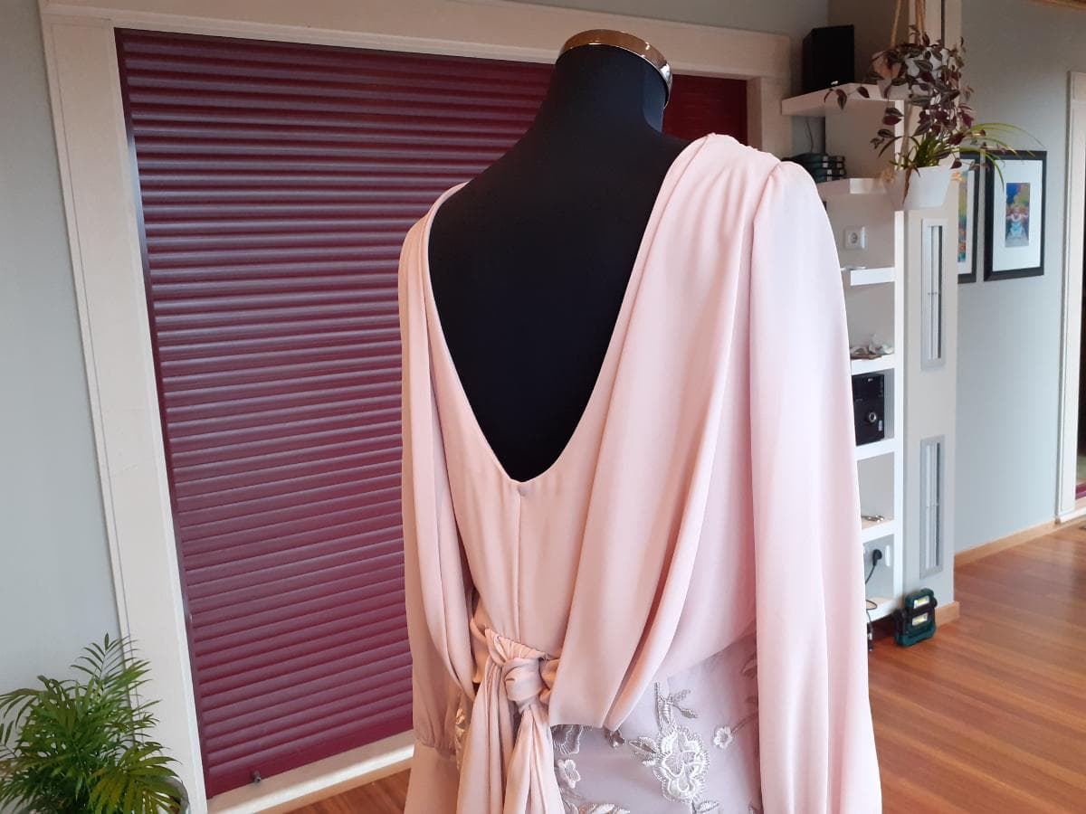 Robe de cérémonie — image 3
