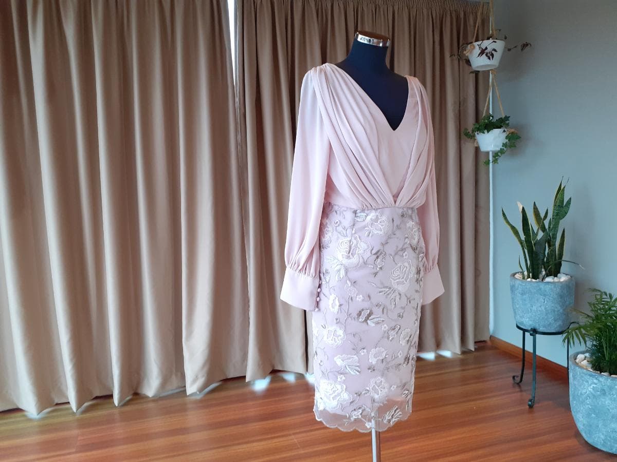 Robe de cérémonie — image 2