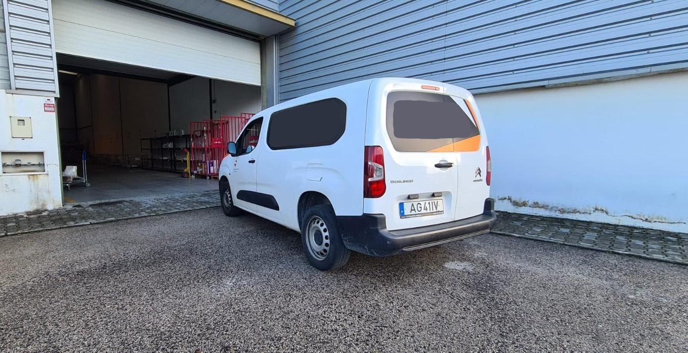 Citroën Berlingo Van 1.5 BlueHDI · Ano 2021 — image 3