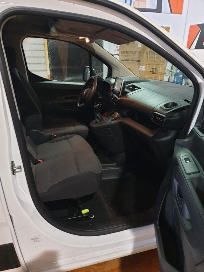 Citroën Berlingo Van 1.5 BlueHDI · Año 2021 — imagen 8