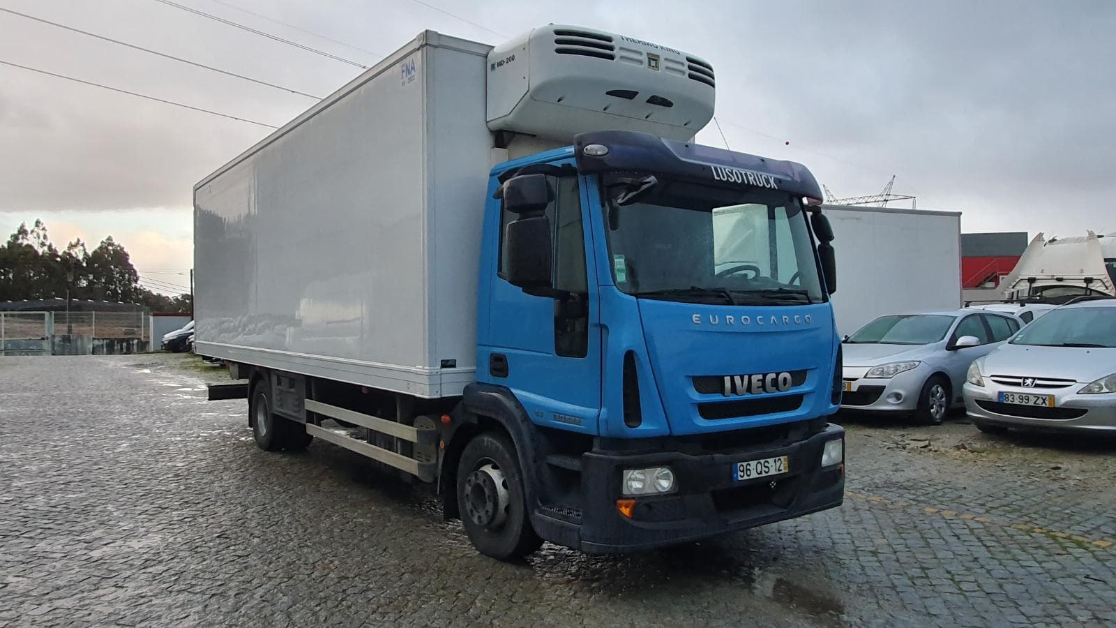 Iveco ML120 E22 · Ano 2010 — imagem 3